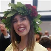 Docente di letteratura italiana offre lezioni per studenti della scuola secondaria di primo e secondo grado